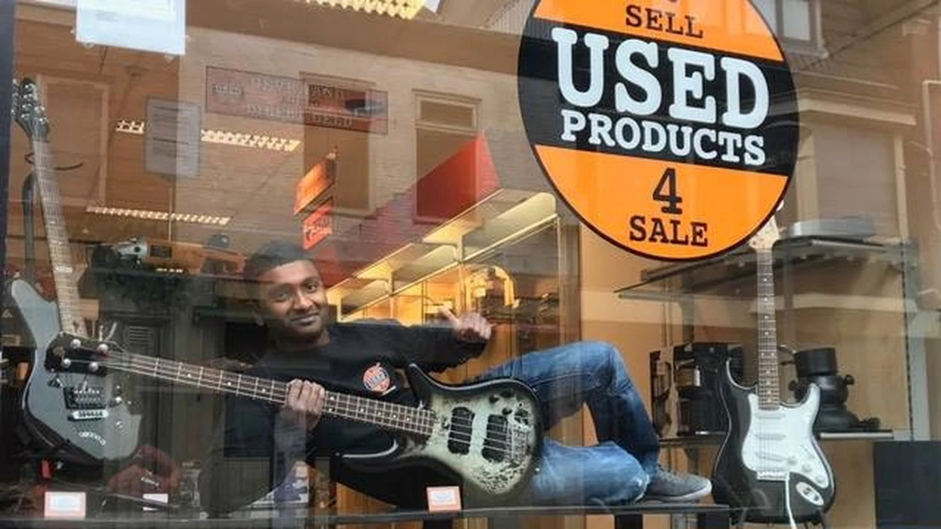 Kringloopwinkel Kringloopwinkel Used Products Den Helder in Den Helder