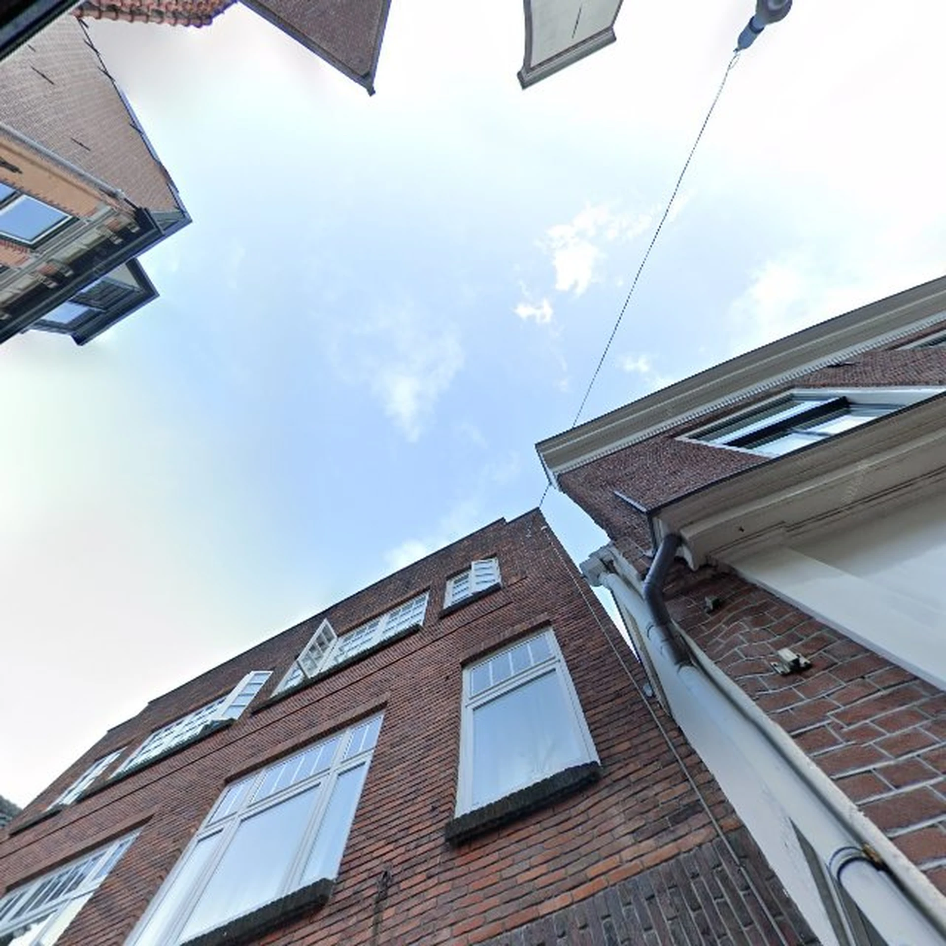 Kringloopwinkel Kringloopwinkel Vincent Kledingmagazijn in Haarlem