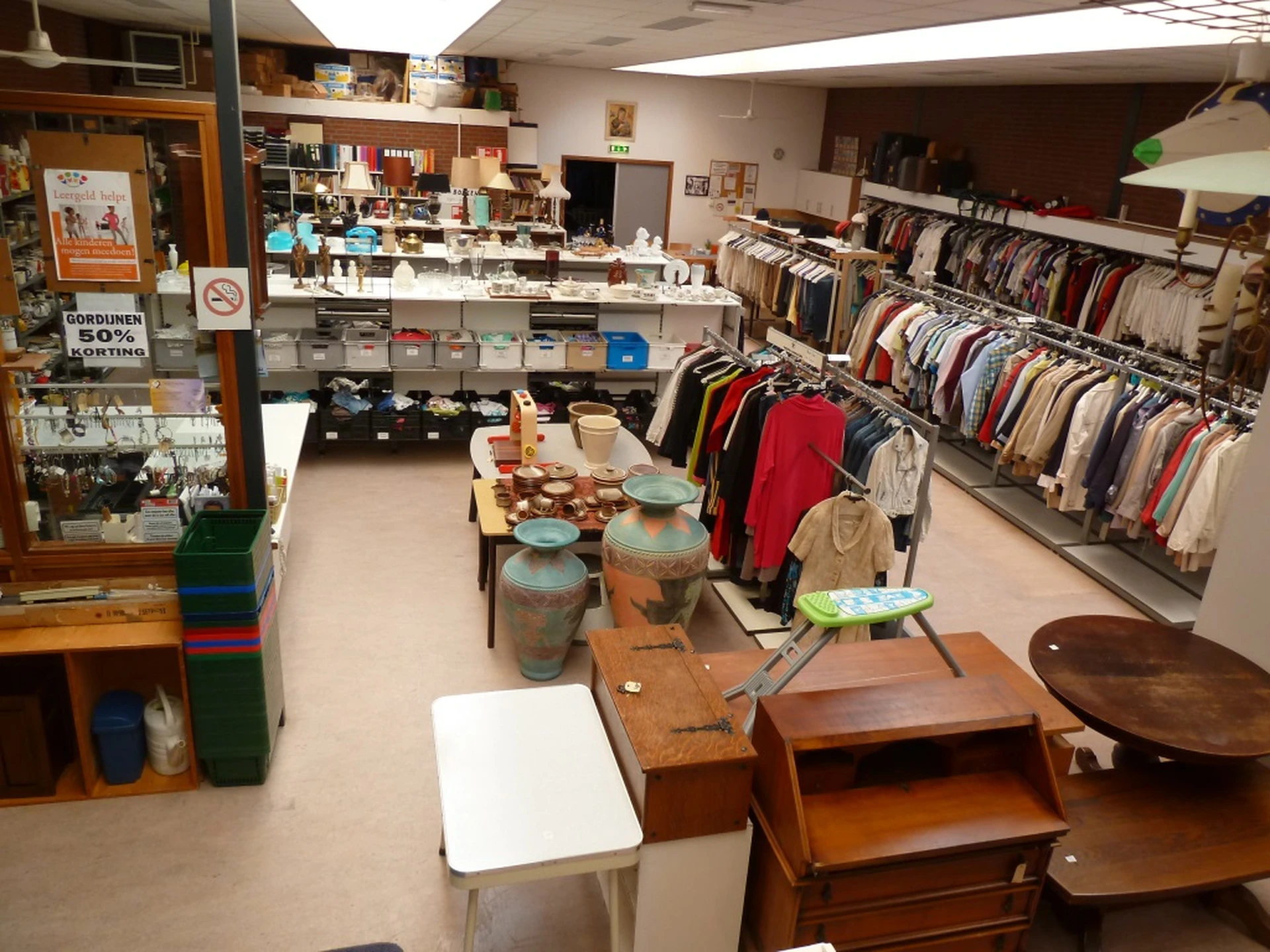 Kringloopwinkel Kringloopwinkel Vincentiushuis Roermond in Roermond