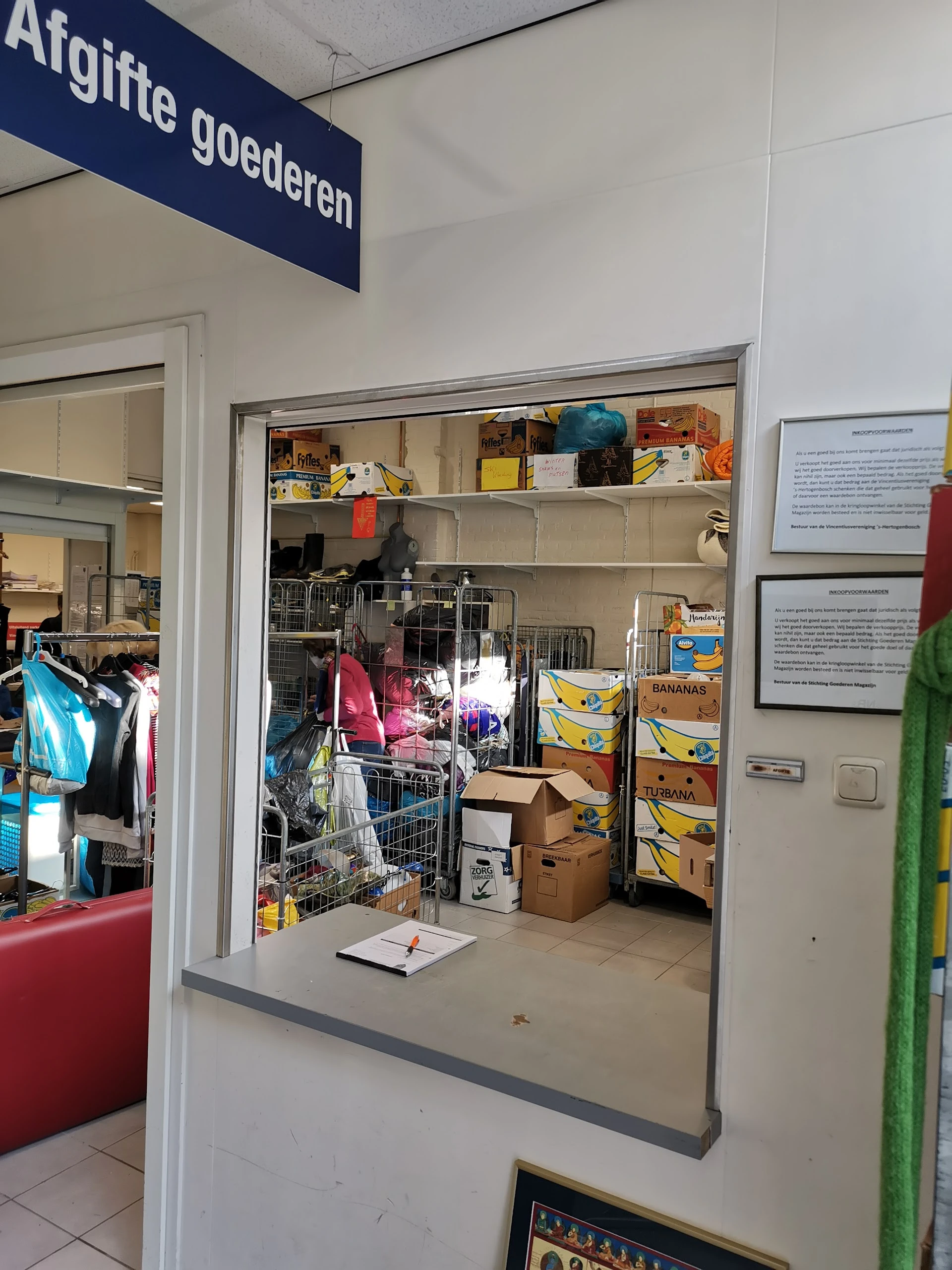 Kringloopwinkel Kringloopwinkel Vincentiusvereniging 's-Hertogenbosch in Den Bosch