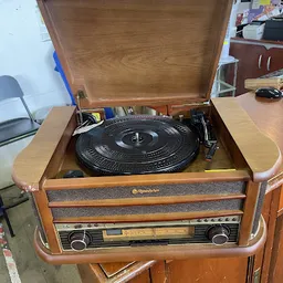 Bezoeker foto van Vindingrijk Kringloopwarenhuis in Breda