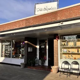 Kringloopwinkel Vinny’s Snuisterpaleis in Enschede