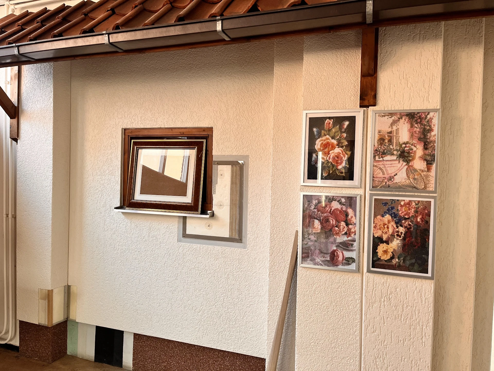 Vinny’s Snuisterpaleis in Enschede met tweedehands meubels en kleding