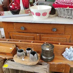 Bezoeker foto van Kringloopwinkel Vintage Hier in Bathmen