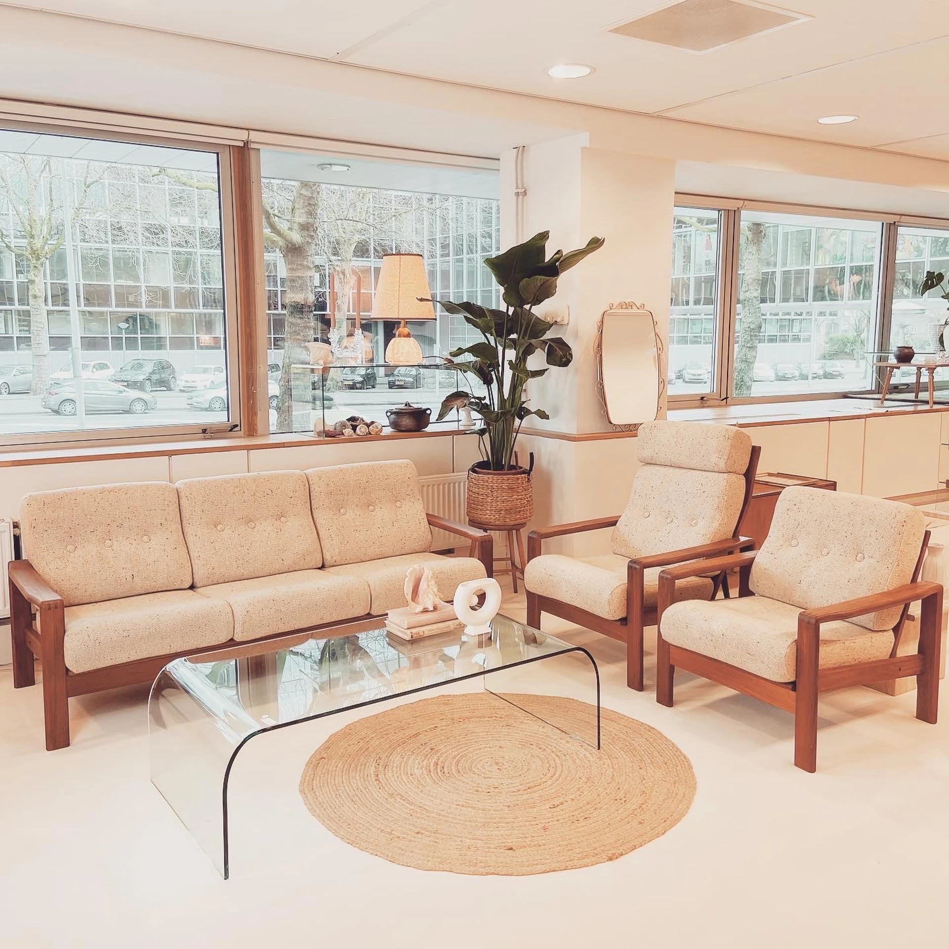 Kringloopwinkel Kringloopwinkel Vintage Pareltjes in Amsterdam