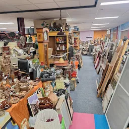 Bezoeker foto van Vlomarkt Kringloop van alles en nog wat in Winschoten