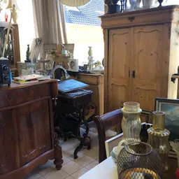 Bezoeker foto van Kringloopwinkel Vonnie's Winkelke in Echt