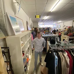 Bezoeker foto van Kringloopwinkel Voor & Deel in Eindhoven