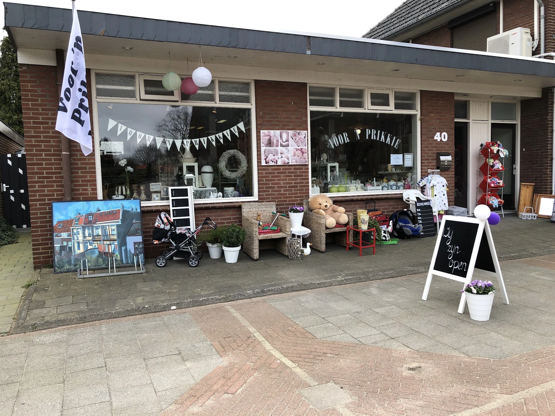 Kringloopwinkel Kringloopwinkel Voor 'n Prikkie Milsbeek in Milsbeek