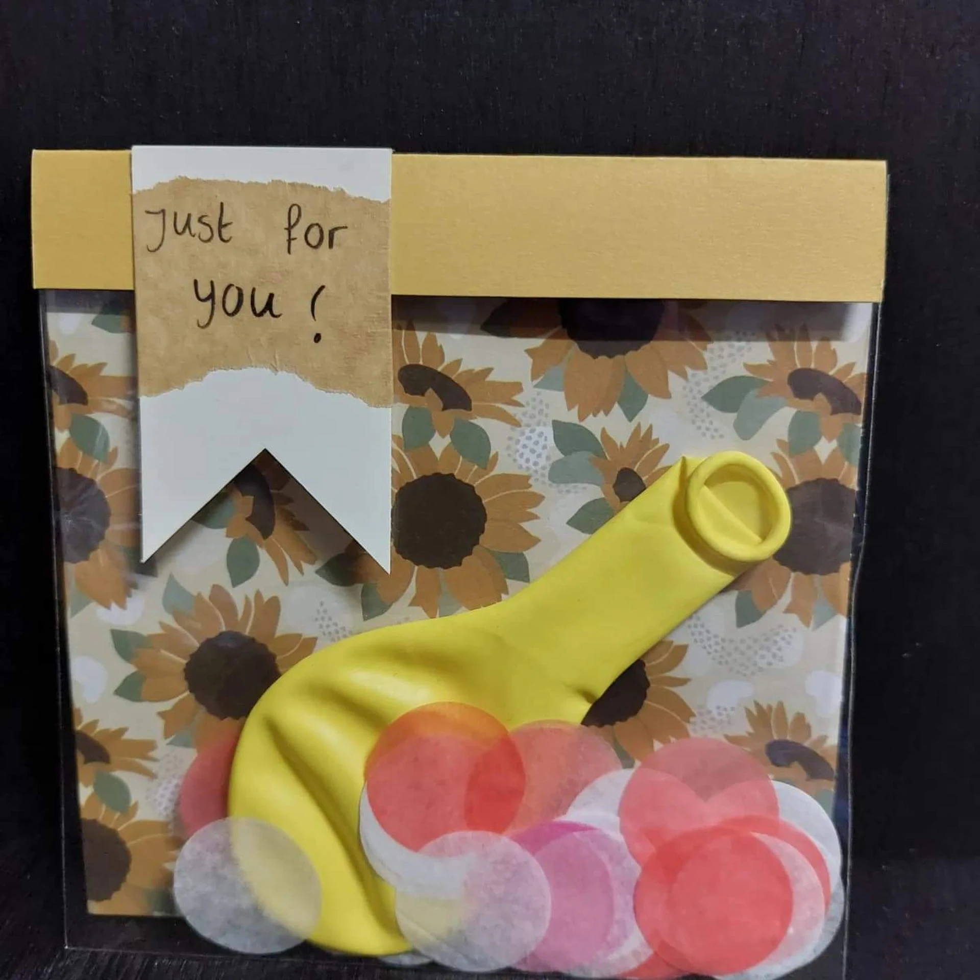 Kringloopwinkel Wat ik mooi vind in Schalkhaar met tweedehands accessoires, boeken en huisdecoratie