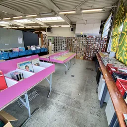 Bezoeker foto van Wawollie Kringloop Utrecht - Lage Weide in Utrecht