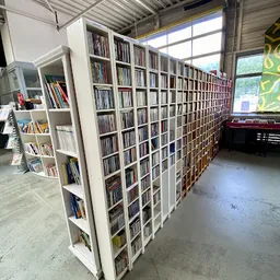 Bezoeker foto van Wawollie Kringloop Utrecht - Lage Weide in Utrecht