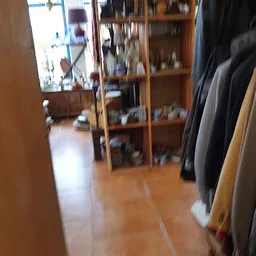 Bezoeker foto van Kringloopwinkel WillysWarenhuis NatuurlijkWonen in Wageningen