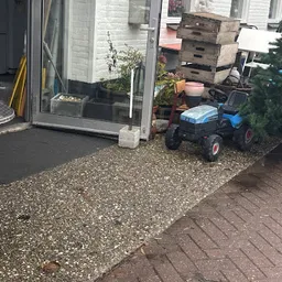 Bezoeker foto van Kringloopwinkel Winkel van Sinkel Koningsweg in Groningen Stad