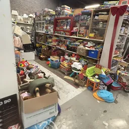 Bezoeker foto van Kringloopwinkel Winkel van Sinkel Koningsweg in Groningen Stad