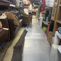 Bezoeker foto van Kringloopwinkel Winkel van Sinkel Koningsweg in Groningen Stad