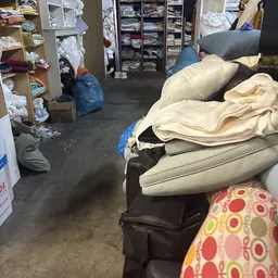 Bezoeker foto van Kringloopwinkel Winkel van Sinkel Koningsweg in Groningen Stad