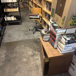 Bezoeker foto van Kringloopwinkel Winkel van Sinkel Koningsweg in Groningen Stad