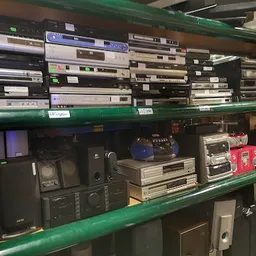 Bezoeker foto van Winkel van Sinkel Koningsweg in Groningen