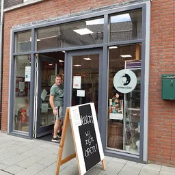 Bezoeker foto van Kringloopwinkel Winkel van Sinkel Venray in Venray