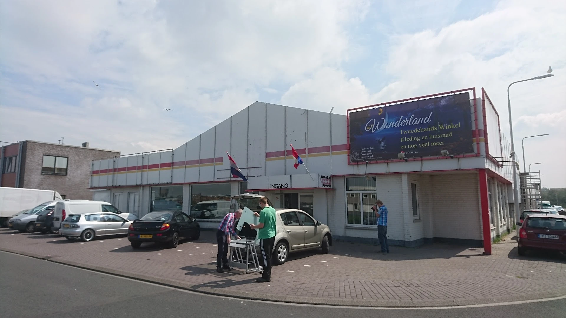 Kringloopwinkel Wonderland IJmuiden in IJmuiden