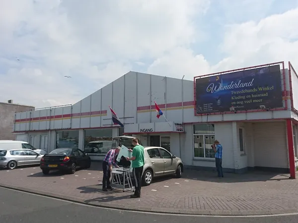 Kringloopwinkel Wonderland IJmuiden in IJmuiden