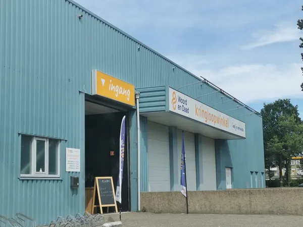 Kringloopwinkel Woord en Daad kringloopwinkel Drachten in Drachten