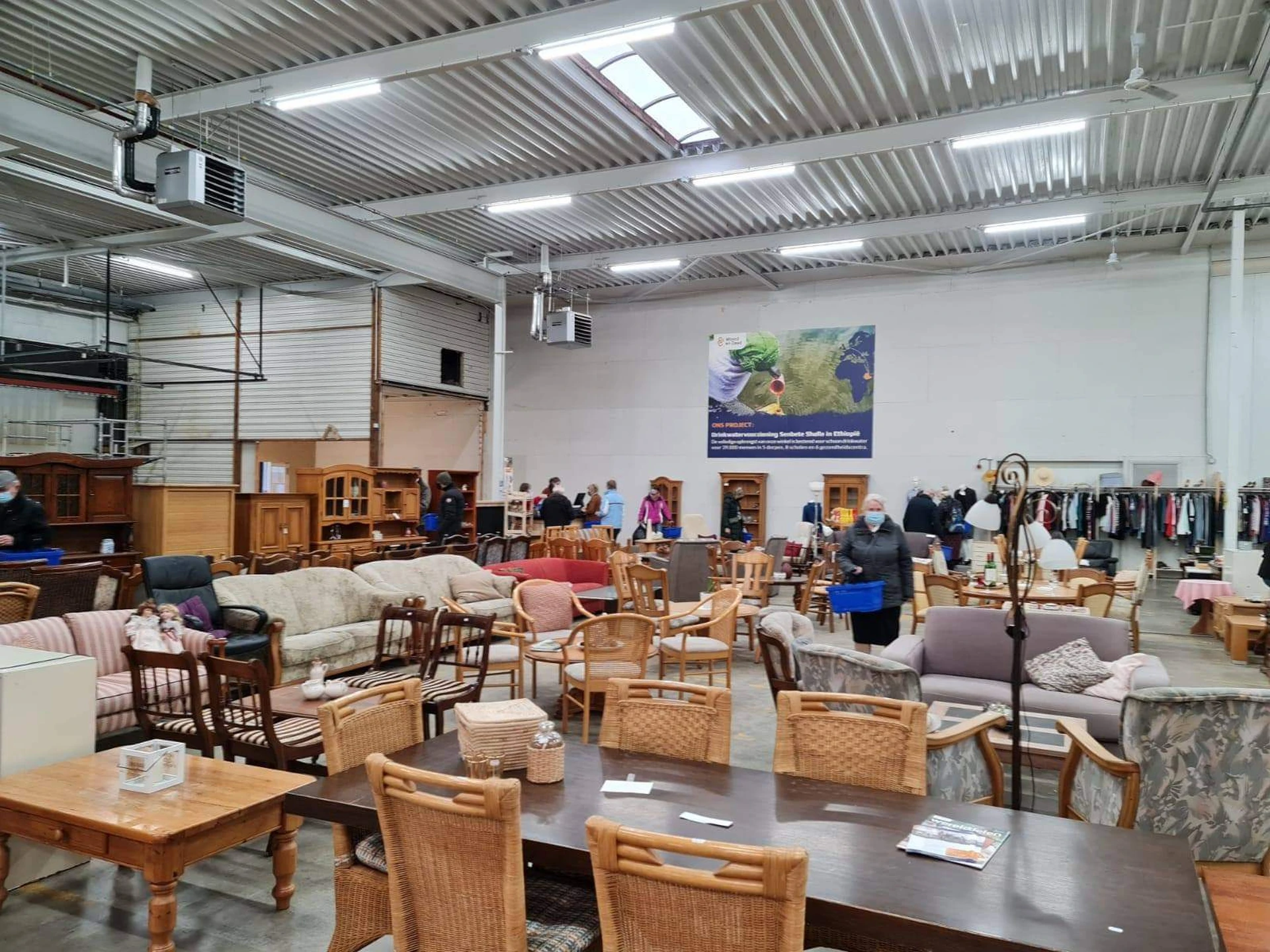 Kringloopwinkel Woord en Daad kringloopwinkel Drachten in Drachten