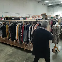 Bezoeker foto van Woord en Daad kringloopwinkel Drachten in Drachten