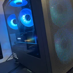 Bezoeker foto van Woord en Daad Kringloopwinkel Haarlem Schalkwijk in Haarlem