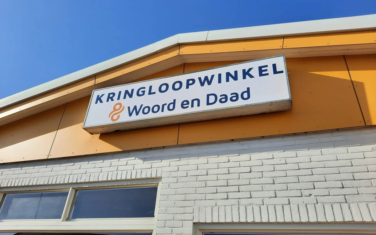 Kringloopwinkel Woord en Daad Kringloopwinkel "het lokaal" in Putten