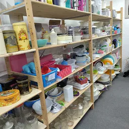 Bezoeker foto van Woord en Daad Kringloopwinkel "het lokaal" in Putten