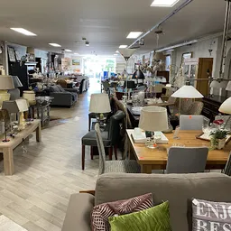 Bezoeker foto van Woord en daad Kringloopwinkel in Waddinxveen