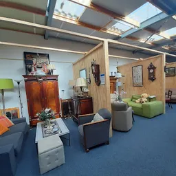 Bezoeker foto van Kringloopwinkel Woord en Daad in Nunspeet