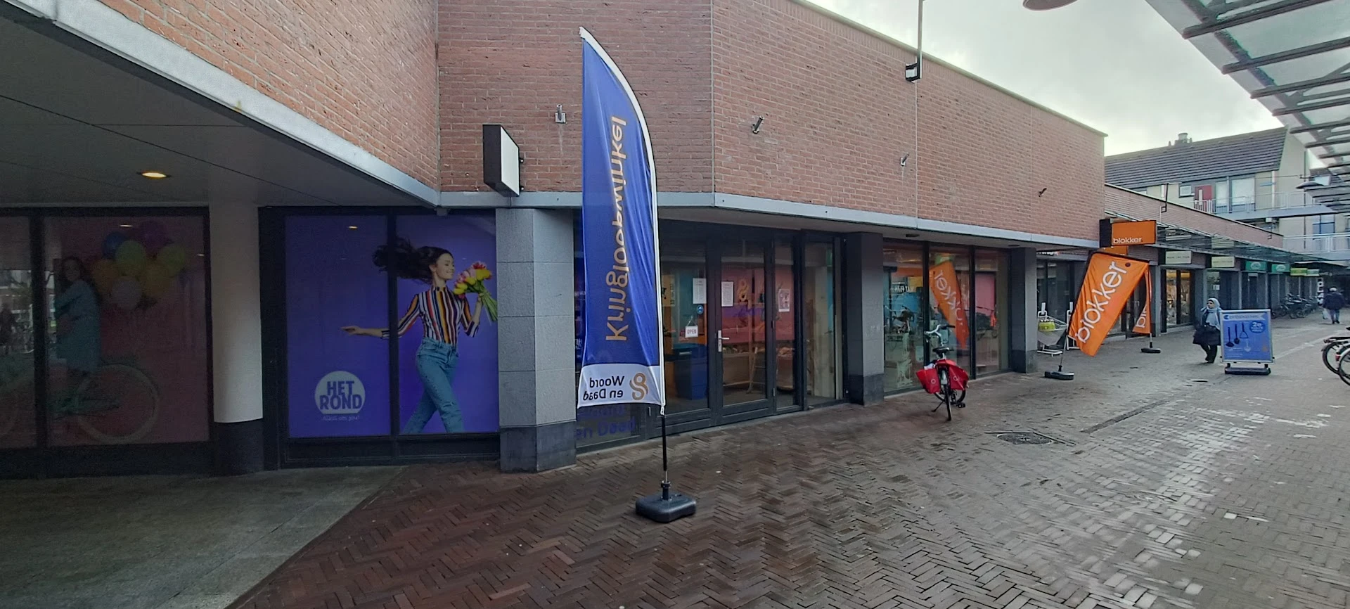 Kringloopwinkel Kringloopwinkel Woord en Daad Winkel Houten in Houten