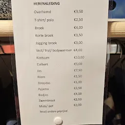 Bezoeker foto van Kringloopwinkel Woord en Daad Winkel Houten in Houten