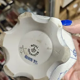 Bezoeker foto van Kringloopwinkel Woord en Daad Winkel Houten in Houten