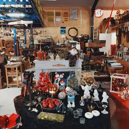 Bezoeker foto van Kringloopwinkel Zaak P J H Woddema Handelsonderneming De in Ulrum