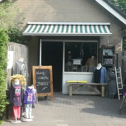 Kringloopwinkel Kringloopwinkel Znuffel in Bakel