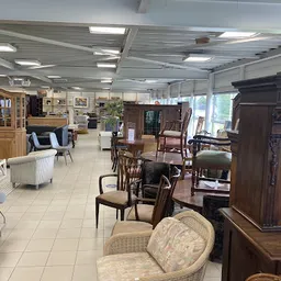 Bezoeker foto van Kringloopwinkel Zolder023 in Haarlem