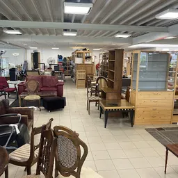 Bezoeker foto van Kringloopwinkel Zolder023 in Haarlem