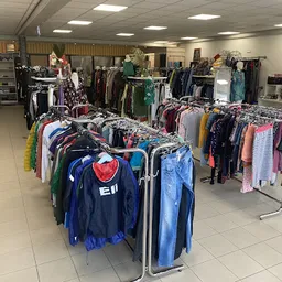 Bezoeker foto van Kringloopwinkel Zolder023 in Haarlem