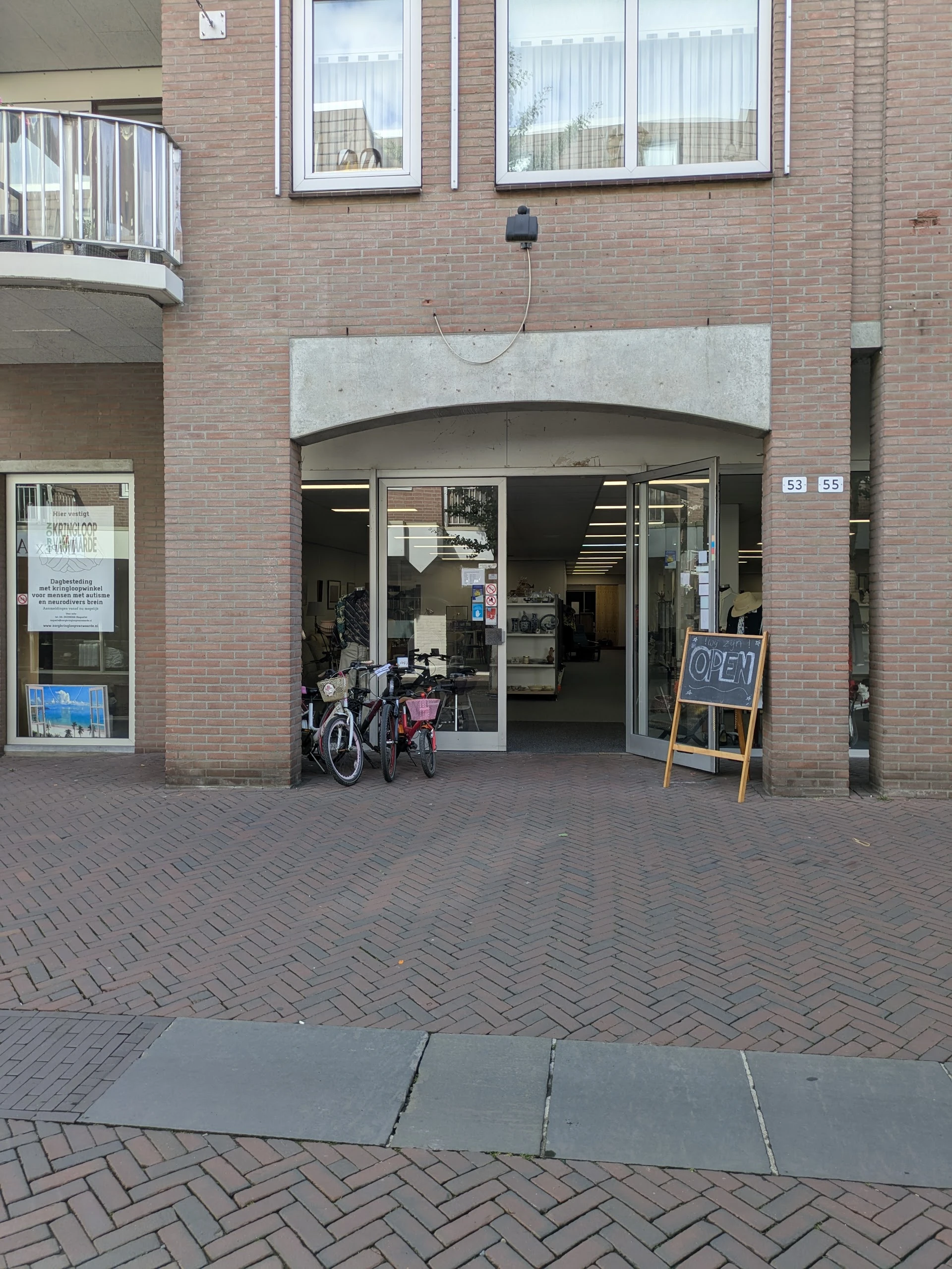 Kringloopwinkel Zorgkringloop Van Waarde in Enschede