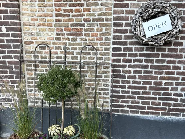 Kringloopwinkel in Genderen